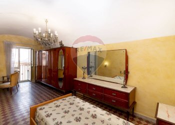 Camera / camera da letto - Quadrilocale via Garibaldi
 
117, Catania - foto 19