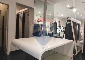 Cabina armadio - Locale Commerciale VIALE PRINCIPE UMBERTO
 
44, Caltagirone - foto 5