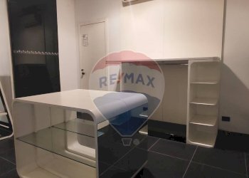 Bagno - Locale Commerciale VIALE PRINCIPE UMBERTO
 
44, Caltagirone - foto 6