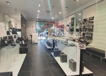 Cucina - Locale Commerciale VIALE PRINCIPE UMBERTO
 
44, Caltagirone - foto 9