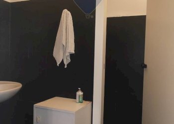 Bagno - Locale Commerciale VIALE PRINCIPE UMBERTO
 
44, Caltagirone - foto 13