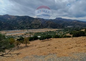 Vista delle montagne - Terreno agricolo contura inferiore, Savoca - foto 4