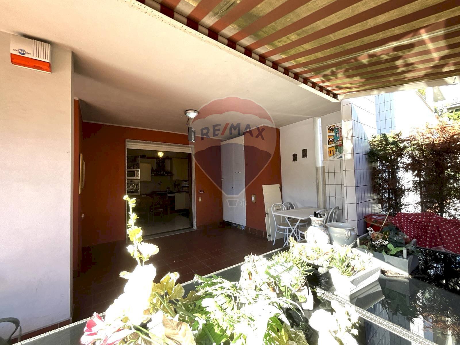 Terrazza - Trilocale Via Montecampione
 
2, Arese - foto 1