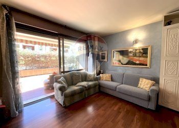 Soggiorno - Trilocale Via Montecampione
 
2, Arese - foto 5