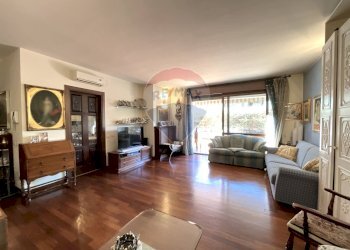 Soggiorno - Trilocale Via Montecampione
 
2, Arese - foto 6