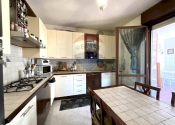 Cucina - Trilocale Via Montecampione
 
2, Arese - foto 9