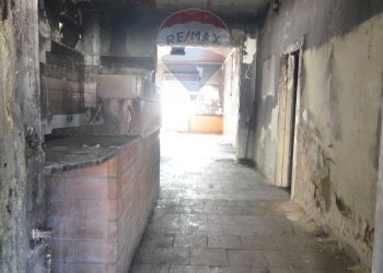 Parcheggio - Commercial Premises Via Nazionale
107, Carcare - photo 12