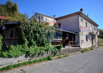 Casa all\'aperto - Commercial Premises Via Nazionale
107, Carcare - photo 27