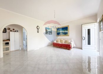 Soggiorno - Trilocale Via Sabaudia
 
114, San Felice Circeo - foto 2