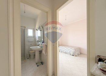 Bagno - Trilocale Via Sabaudia
 
114, San Felice Circeo - foto 10