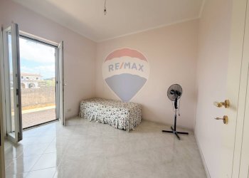 Camera / camera da letto - Trilocale Via Sabaudia
 
114, San Felice Circeo - foto 11