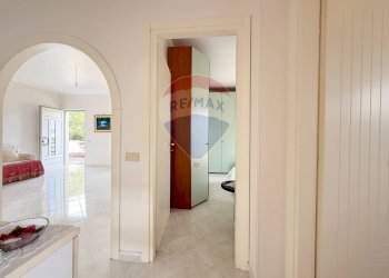 Hall / corridoio - Trilocale Via Sabaudia
 
114, San Felice Circeo - foto 22