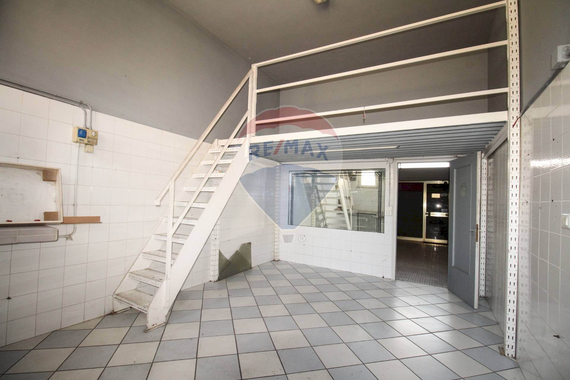 Scale - Shop Via XXV Aprile
 
21, Fidenza - photo 1