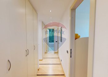 Hall / corridoio - Quadrilocale via Osma
 
2, Milano - foto 15