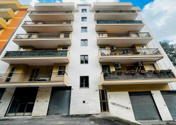 Foto 2 - Quadrilocale VIA BOTTICELLI
 
6, Lucera - foto 2