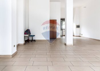 Stanza vuota - Shop Via Quintino Sella
 
125, Busto Arsizio - photo 1