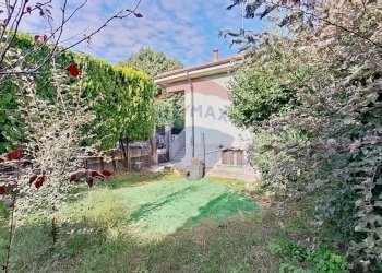 Giardino - Casa indipendente Via Sant'Anna
 
25, Castellanza - foto 31