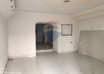 Stanza vuota - Commercial Premises Calata Capodichino
23, Napoli - photo 3
