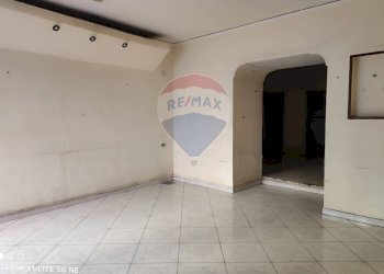 Stanza vuota - Commercial Premises Calata Capodichino
23, Napoli - photo 4