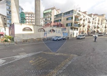 Edificio all\'aperto - Commercial Premises Calata Capodichino
23, Napoli - photo 18
