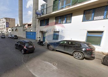 Edificio all\'aperto - Commercial Premises Calata Capodichino
23, Napoli - photo 20