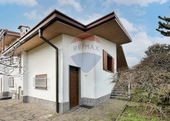 Casa all\'aperto - Villa MARIANI MONSIGNOR ANGELO
 
4, Vidigulfo - foto 14
