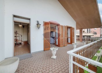 Balcone - Villa MARIANI MONSIGNOR ANGELO
 
4, Vidigulfo - foto 22