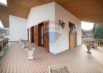 Terrazza - Villa MARIANI MONSIGNOR ANGELO
 
4, Vidigulfo - foto 3