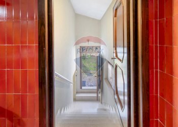 Hall / corridoio - Villa MARIANI MONSIGNOR ANGELO
 
4, Vidigulfo - foto 32