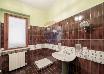 Bagno - Villa MARIANI MONSIGNOR ANGELO
 
4, Vidigulfo - foto 42