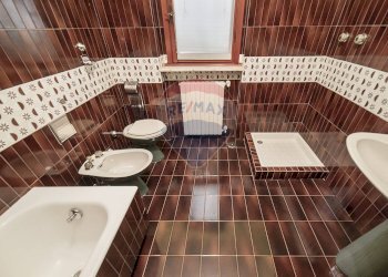 Bagno - Villa MARIANI MONSIGNOR ANGELO
 
4, Vidigulfo - foto 43