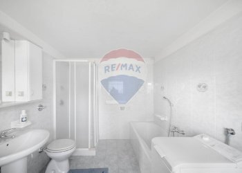 Bagno - Villa MARIANI MONSIGNOR ANGELO
 
4, Vidigulfo - foto 65