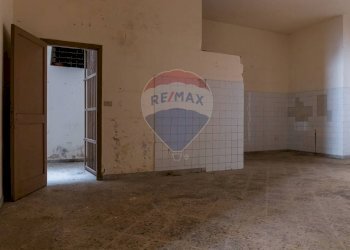 Stanza vuota - Locale Commerciale via ignazio lanza di trabia
 
43, Bagheria - foto 6