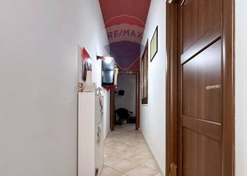 Hall / corridoio - Independent house Erice - photo 33