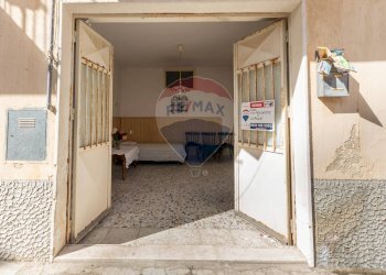 Hall / corridoio - Casa indipendente Via Giacomo Matteotti
 
31, Grammichele - foto 3