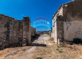 Edificio all\'aperto - Rustico Ragusa - foto 4