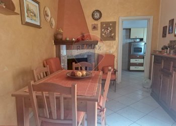 Sala da pranzo - Casa indipendente Via Trento
 
45, Latiano - foto 5