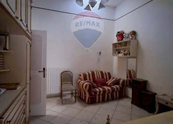 Camera / camera da letto - Casa indipendente Via Trento
 
45, Latiano - foto 14