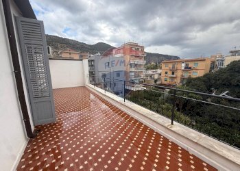 Balcone - Appartamento Fondo Mineo
 
23, Palermo - foto 1
