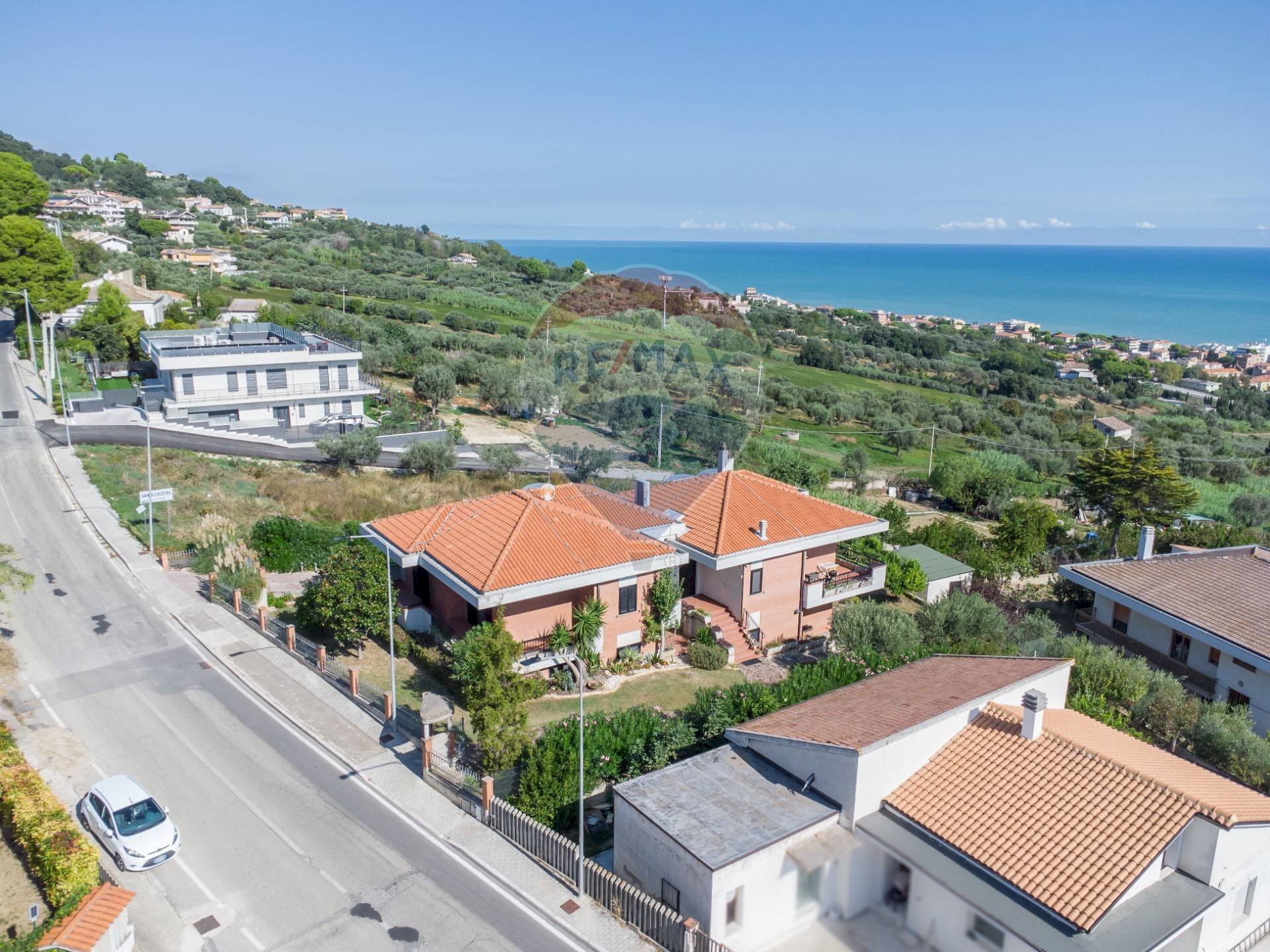 Casa all\'aperto - Villa contrada san silvestro
 
4, Silvi - photo 2