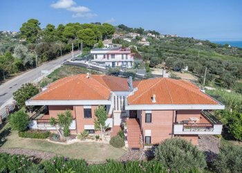 Casa all\'aperto - Villa contrada san silvestro
 
4, Silvi - foto 3