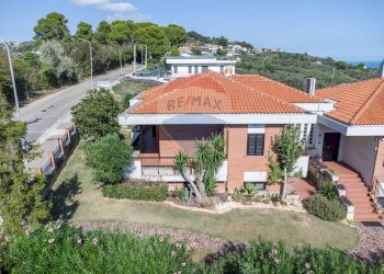 Casa all\'aperto - Villa contrada san silvestro
 
4, Silvi - foto 4