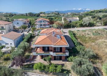 Casa all\'aperto - Villa contrada san silvestro
 
4, Silvi - foto 8