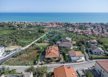 Vista dell\'acqua - Villa contrada san silvestro
 
4, Silvi - foto 19