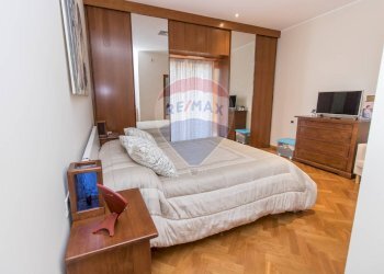 Camera / camera da letto - Villa contrada san silvestro
 
4, Silvi - foto 82