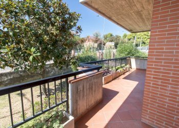 Balcone - Villa contrada san silvestro
 
4, Silvi - foto 93