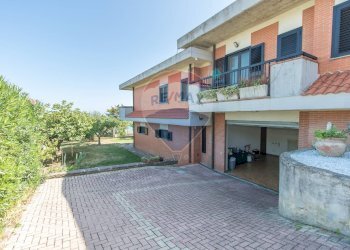 Casa all\'aperto - Villa contrada san silvestro
 
4, Silvi - foto 112