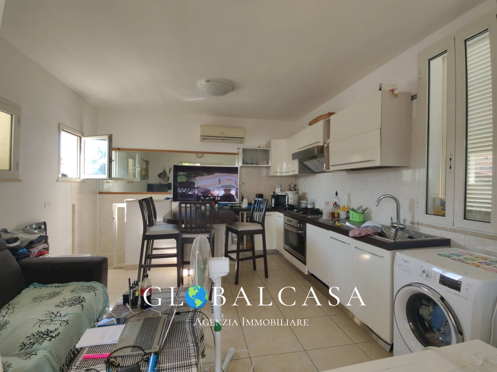 Foto 1 - Locale Commerciale Via Tombolo
 
10, Grosseto - foto 1