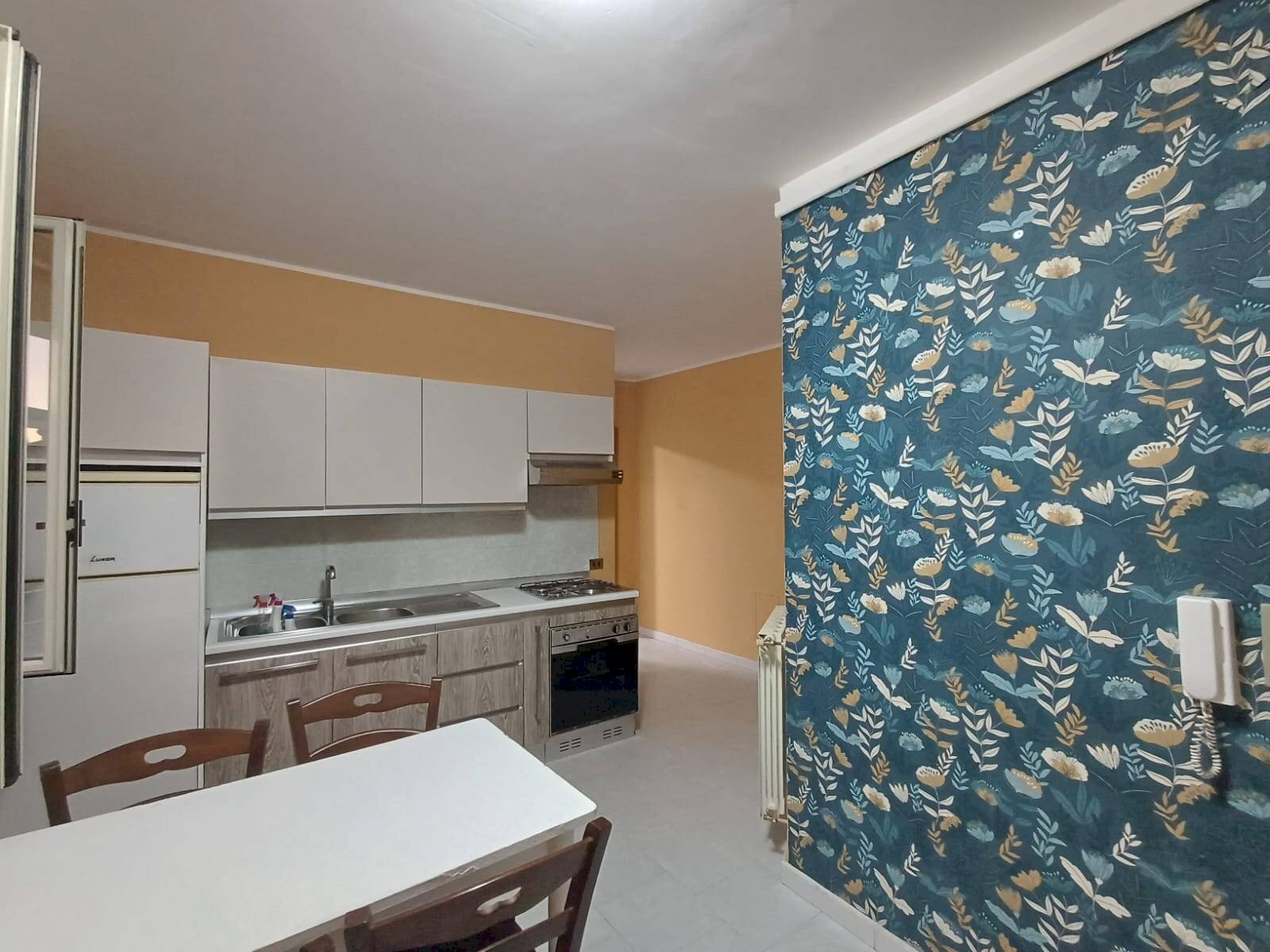 Foto 1 - Two-room apartment VIA SANT'EGIDIO
 
16, Caserta - photo 1