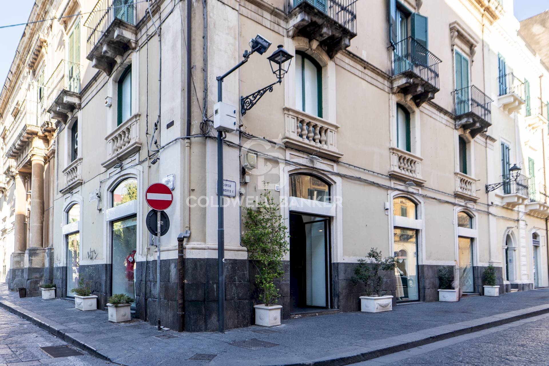 Foto 1 - Commercial Premises corso umberto I
 
167 - 169 - 171, Acireale - photo 1